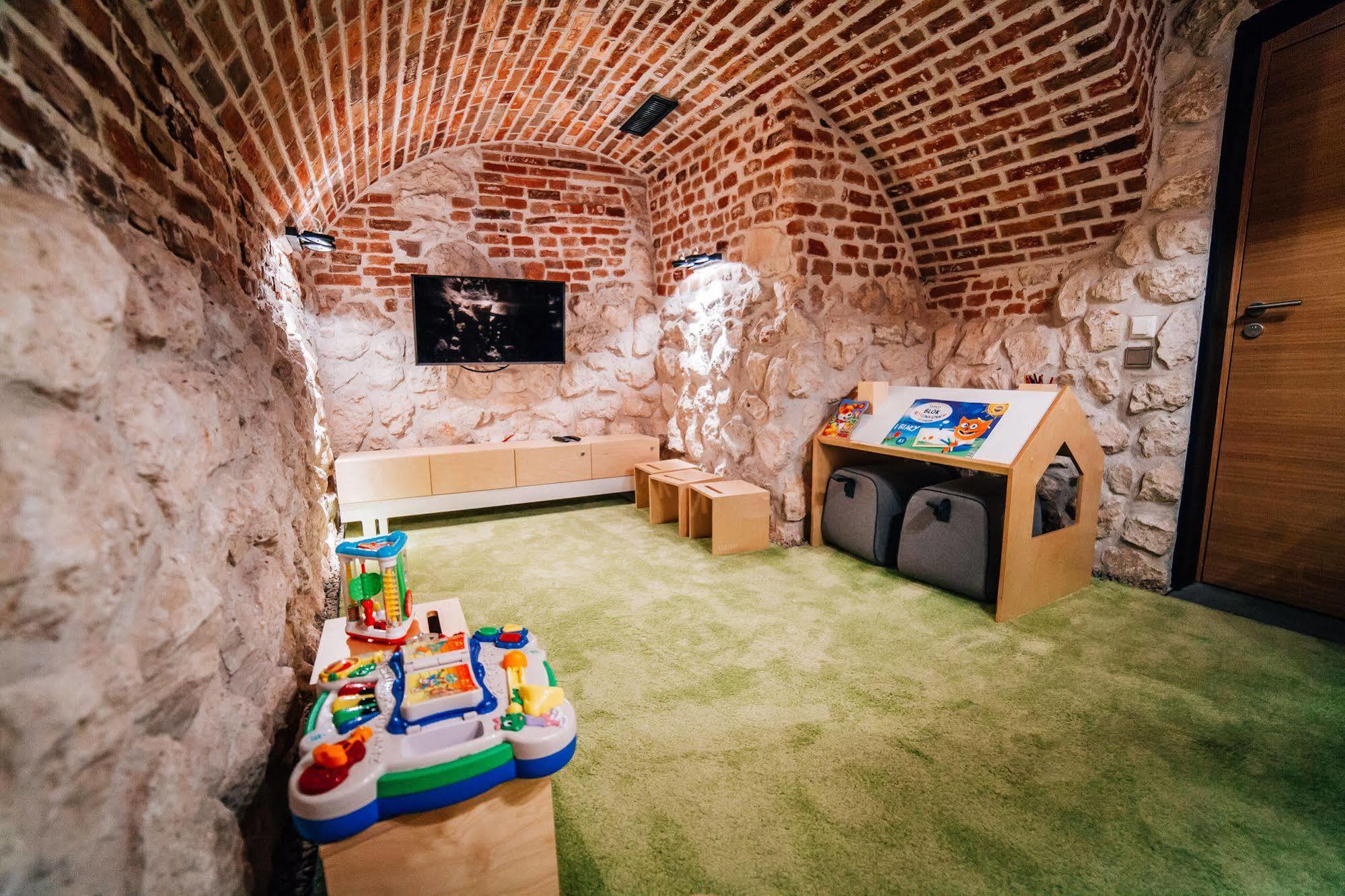 Modern Apartment By Wawel Castle Krakau Buitenkant foto