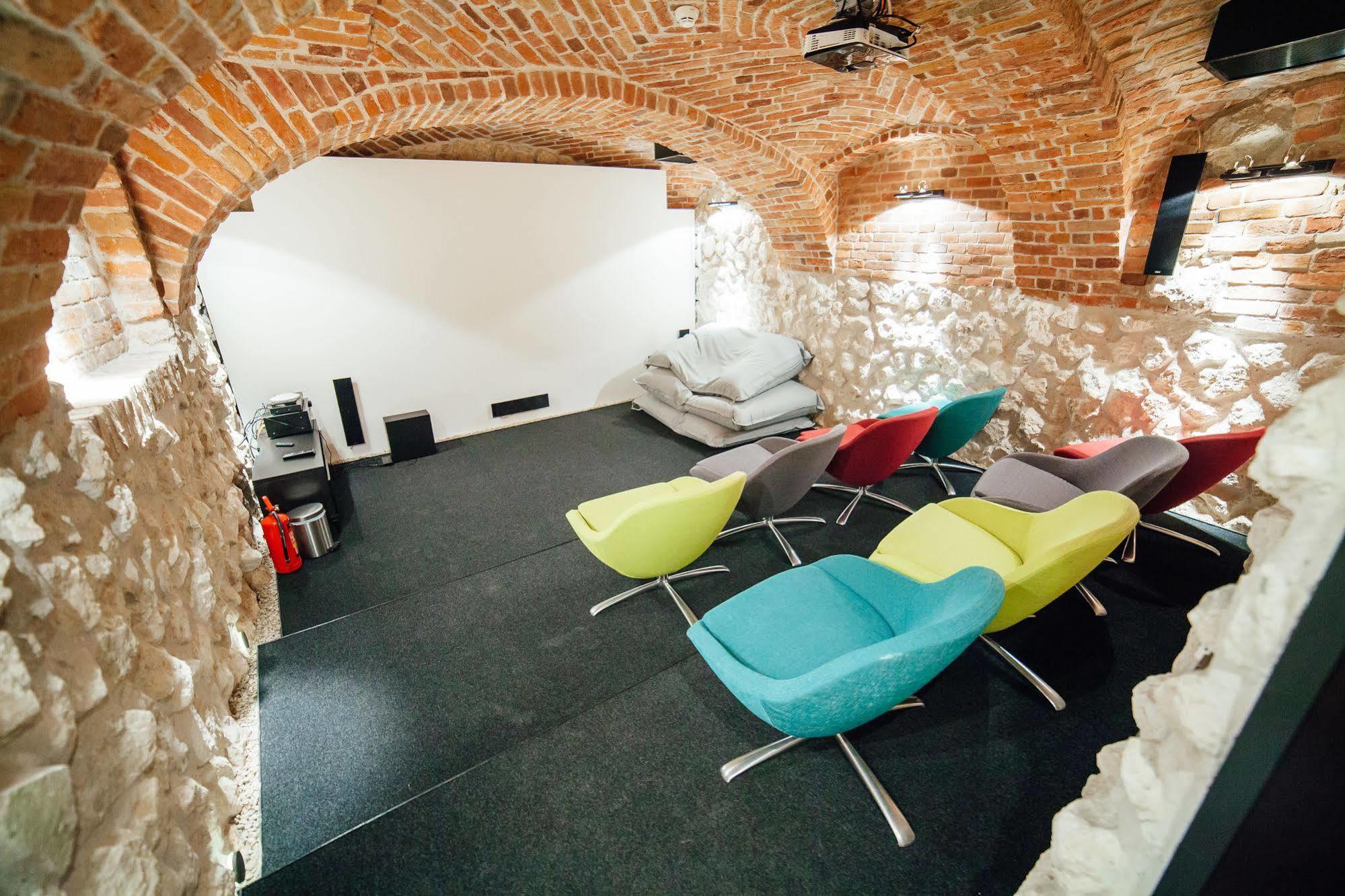 Modern Apartment By Wawel Castle Krakau Buitenkant foto